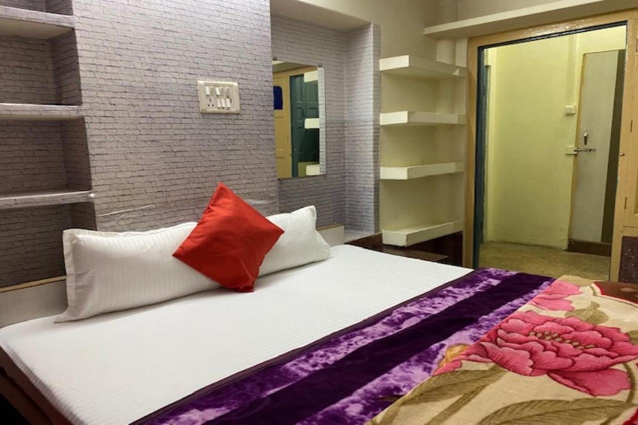 Travo Tales Varanasi Albergue Exterior foto